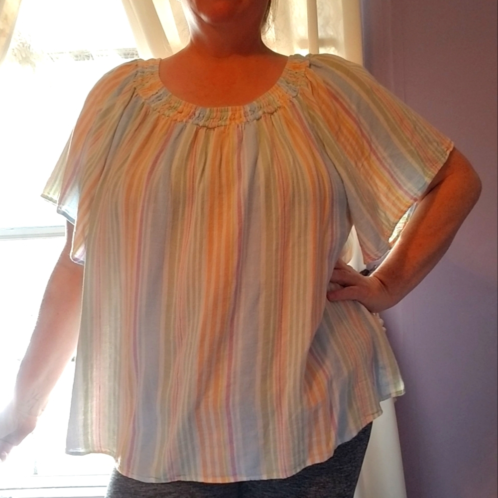 Women's linen blend blouse